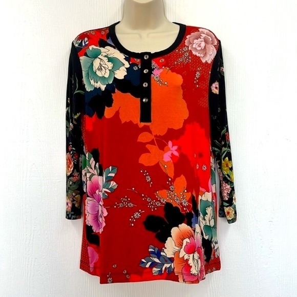 Johnny Was - NWT Tura Multi Colored Floral Lightweight Henley 3/4 Sleeves SZ XS - Picture 3 of 15